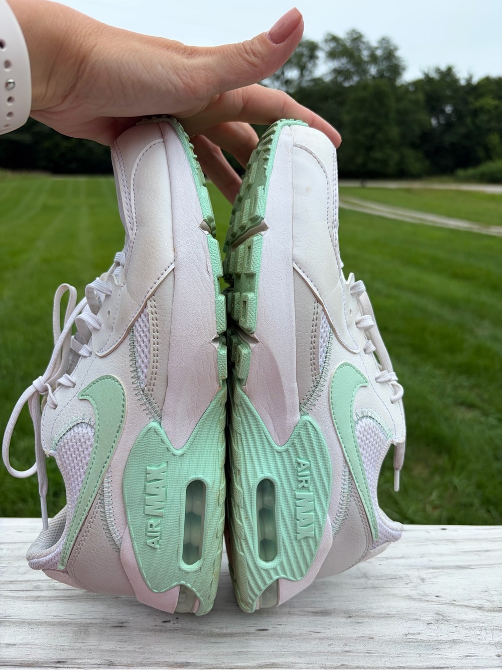 Nike Women’s Air Max Excee White Sneakers with Mint Accents size 9 FZ3769-100 - Picture 11 of 15